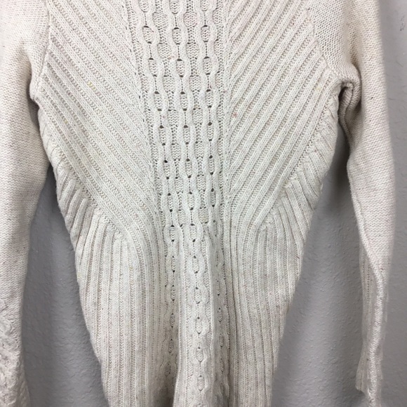 ❤ Anthropologie Revelry Cream Sweater Size Medium - Picture 8 of 8